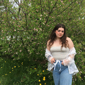 Meet your Posher, Maria